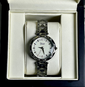 Dior Stainless Steel Luxury Watch with Geometric Bracelet